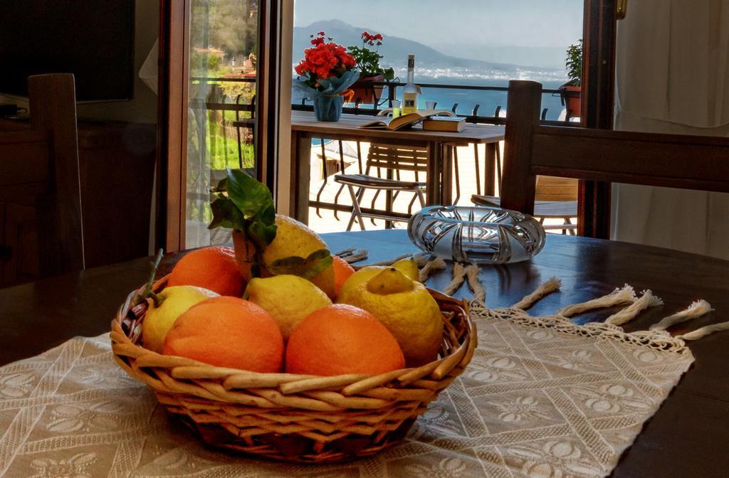Il Fiore Del Golfo SantʼAgata sui Due Golfi Dış mekan fotoğraf